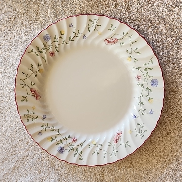 Johnson Brothers Other - Summer Chintz 10.5" Plate / Johnson Brothers EUC
